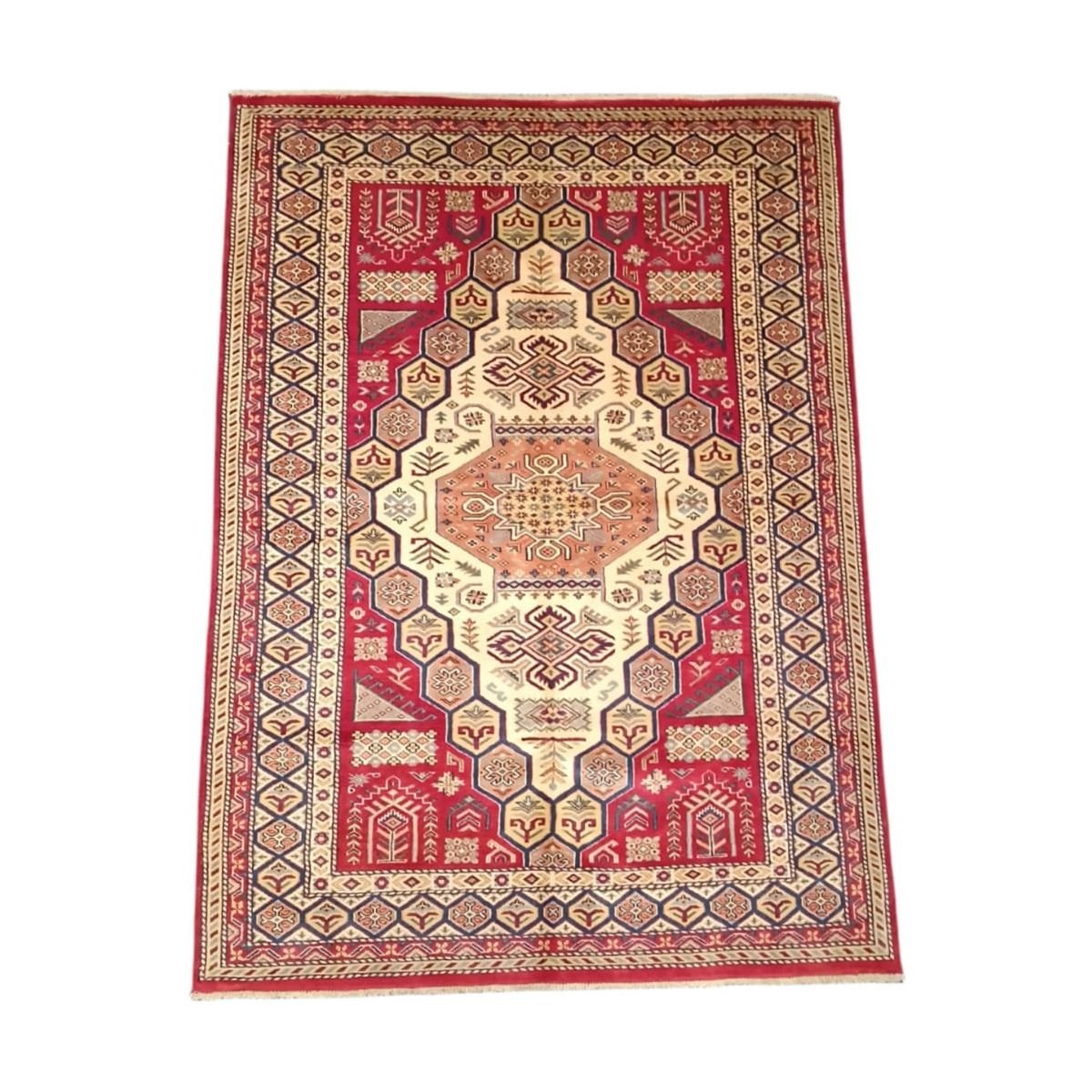 Caucasian CA Caucasian CA